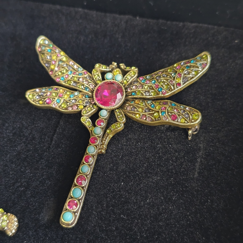 Heidi Daus Brooch Collection 1 Turtle, Frog,  Dragonfly Brooch Box Set - Picture 4 of 13